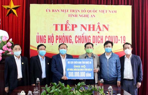 Ủy ban MTTQ tỉnh Nghệ An tiếp nhận hơn 1,2 tỷ đồng ủng hộ phòng, chống dịch Covid-19