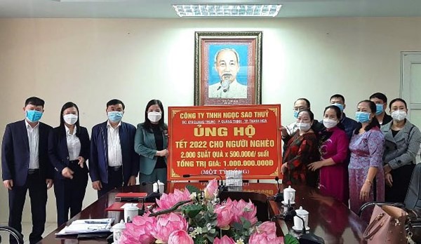 Ủy ban MTTQ tỉnh Thanh Hóa tiếp nhận quà tết cho người nghèo