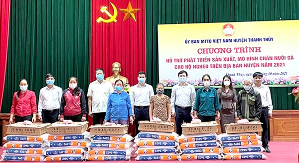 MTTQ huyện Thanh Thủy tham gia xây dựng Đảng, chính quyền vững mạnh