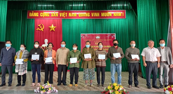Lâm Hà (Lâm Đồng): Trao gần 4.500 suất quà tết cho các hộ cận nghèo, hộ nghèo là người đồng bào dân tộc thiểu số