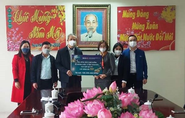 Ủy ban MTTQ tỉnh Thanh Hóa tiếp nhận quà tết cho các hộ chính sách gặp khó khăn