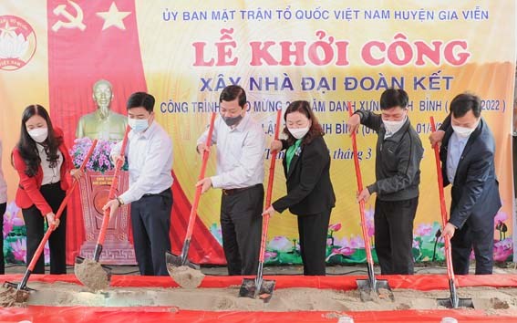 Gia Viễn (Ninh Bình): Khởi công xây dựng nhà Đại đoàn kết cho hộ nghèo
