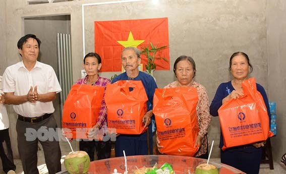 Ủy ban MTTQ Việt Nam tỉnh Bến Tre vận động trên 50 tỷ đồng cho người nghèo