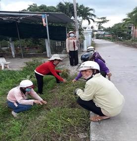 MTTQ Việt Nam thị trấn Chợ Lách tích cực tham gia bảo vệ môi trường