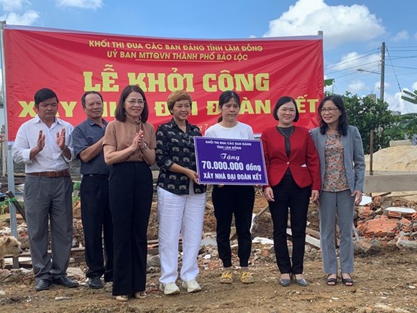 Lâm Đồng: Khởi công xây dựng nhà Đại đoàn kết cho hộ nghèo tại xã Đại Lào