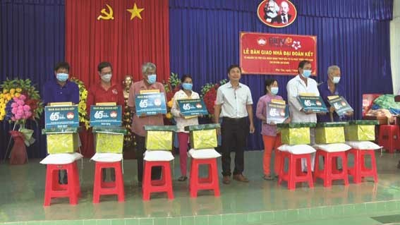 Vai trò của Mặt trận Tổ quốc huyện Phú Tân trong công tác an sinh xã hội