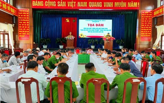 Quế Sơn (Quảng Nam): Tọa đàm nâng cao chất lượng, hiệu quả phong trào “Toàn dân bảo vệ an ninh Tổ quốc” trong tình hình mới.