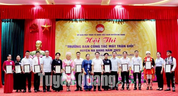 MTTQ huyện Na Hang thi Trưởng Ban công tác Mặt trận giỏi