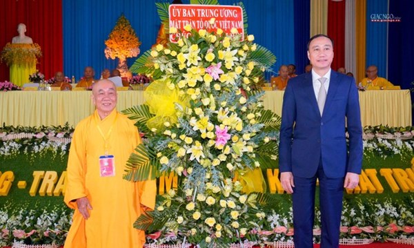 Phó Chủ tịch Phùng Khánh Tài dự Đại hội Đại biểu Phật giáo tỉnh Lâm Đồng