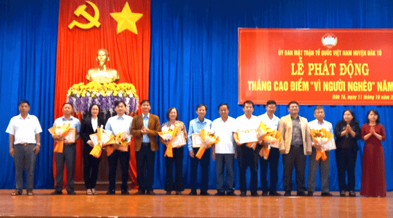 Đắk Tô (Kon Tum): Tổ chức Lễ Phát động tháng cao điểm “Vì Người nghèo” năm 2022