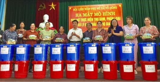 Thái Bình: Ra mắt mô hình Phụ nữ thực hiện thu gom, phân loại, xử lý rác thải tại hộ gia đình tại các huyện, thành phố