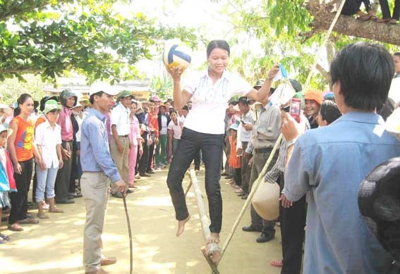 Sôi nổi Ngày hội Đại đoàn kết ở Núi Thành