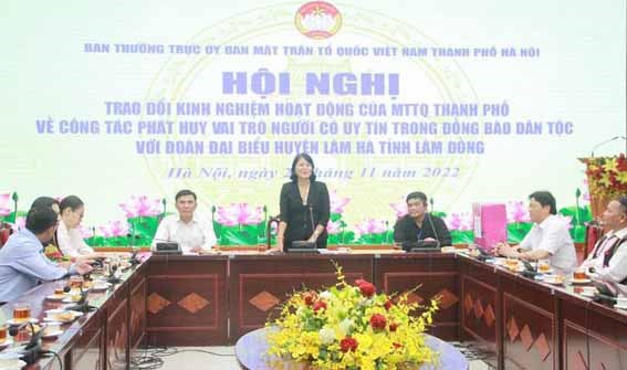 MTTQ TP Hà Nội trao đổi kinh nghiệm về phát huy vai trò người có uy tín trong đồng bào dân tộc