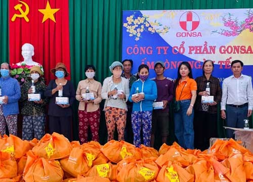 Huyện Ninh Phước, Thuận Nam: Chăm lo Tết cho người nghèo, gia đình chính sách