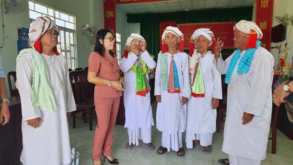 Bình Thuận: Thăm chúc Tết Ramưwan đồng bào Chăm theo đạo Hồi giáo Bàni năm 2023