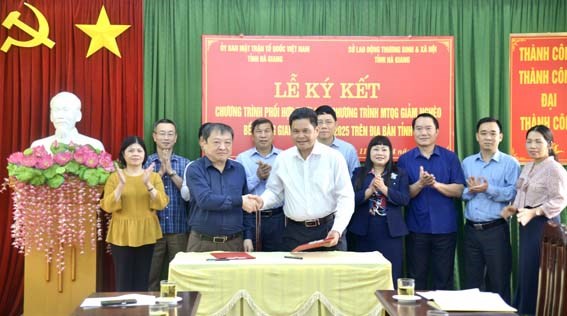 Hà Giang: Ký kết phối hợp giữa Ủy ban MTTQ tỉnh với Sở LĐTB&XH, Công an tỉnh và các tổ chức chính trị - xã hội