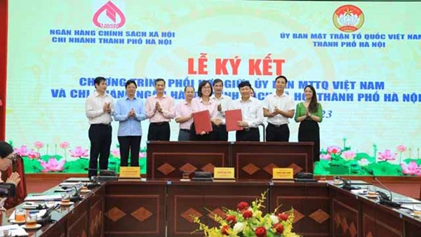 Ủy ban MTTQ TP Hà Nội ký kết chương trình phối hợp chăm lo cho người nghèo