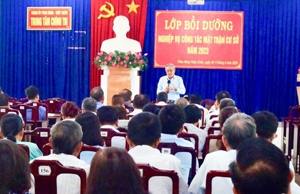 Ninh Thuận: Tập huấn công tác Mặt trận cơ sở năm 2023