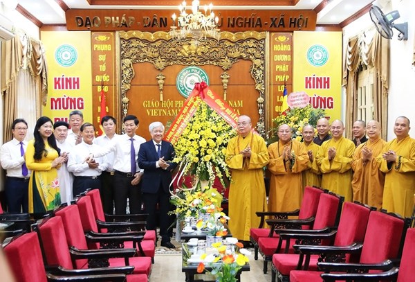 Chủ tịch Đỗ Văn Chiến chúc mừng Đại lễ Phật đản năm 2023 