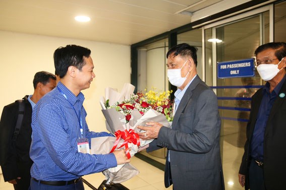 Đoàn đại biểu cấp cao Hội đồng Quốc gia Mặt trận Đoàn kết Phát triển Tổ quốc Campuchia thăm và làm việc tại Việt Nam