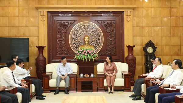 Đoàn đại biểu cấp cao Hội đồng Quốc gia Mặt trận đoàn kết Phát triển Tổ quốc Campuchia thăm Bắc Giang