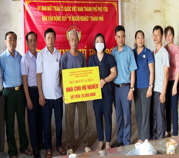 TP. Phổ Yên (Thái Nguyên): Hỗ trợ sửa nhà đại đoàn kết cho 3 hộ nghèo
