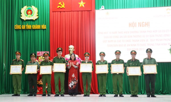 Khánh Hòa:Tổng kết 10 năm thực hiện chương trình phối hợp Đẩy mạnh phong trào toàn dân bảo vệ an ninh Tổ quốc