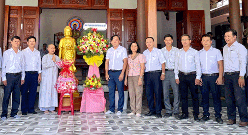 Hòa Sơn:Tăng cường đoàn kết tôn giáo qua giao lưu văn hóa