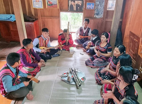 Bảo tồn và phát huy các giá trị văn hóa tốt đẹp trong đồng bào dân tộc thiểu số ở Đakrông