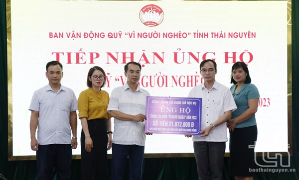 Ủy ban MTTQ tỉnh Thái Nguyên tiếp nhận trên 89 triệu đồng ủng hộ trong ngày đầu tiên của Tháng cao điểm “Vì người nghèo”