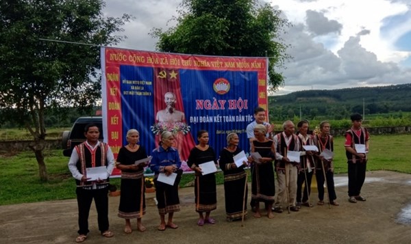 Ngày hội Đại đoàn kết toàn dân tộc tại thôn 9, xã Đăk La, huyện Đăk Hà, tỉnh Kon Tum