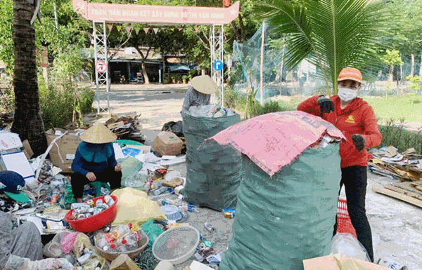 TP Đà Nẵng phân loại rác thải góp phần giữ gìn môi trường sống