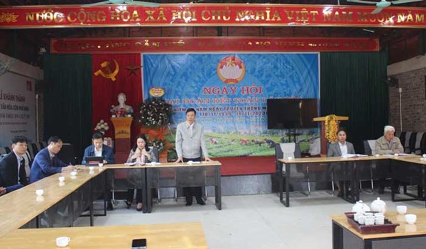 Chủ tịch Ủy ban Mặt trận Tổ quốc tỉnh Thái Nguyên dự sinh hoạt chi bộ tại Định Hóa