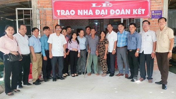 Ủy ban MTTQ huyện Tân Hưng thực hiện tốt công tác an sinh xã hội