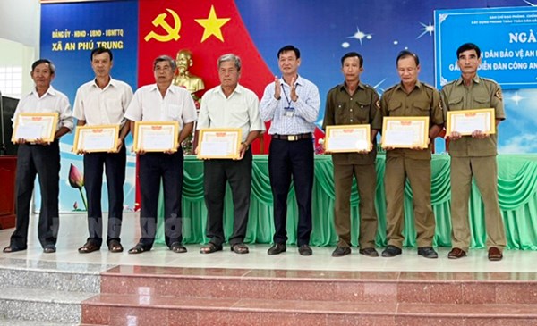 Ủy ban MTTQ Việt Nam xã An Phú Trung tích cực thực hiện các phong trào thi đua yêu nước 