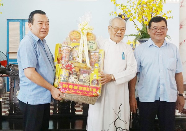 Tây Ninh: Phát huy vai trò của đồng bào tôn giáo vào sự phát triển địa phương 