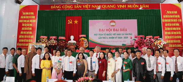 Thanh Bình (Đồng Tháp): Tổ chức đại hội điểm MTTQ xã Tân Phú