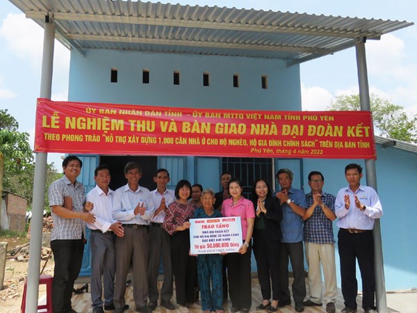 Phú Yên:Hơn 600 hộ đồng bào dân tộc thiểu số được hỗ trợ xây nhà Đại đoàn kết