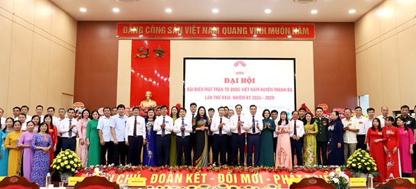 Phú Thọ hoàn thành tổ chức Đại hội đại biểu MTTQ cấp huyện