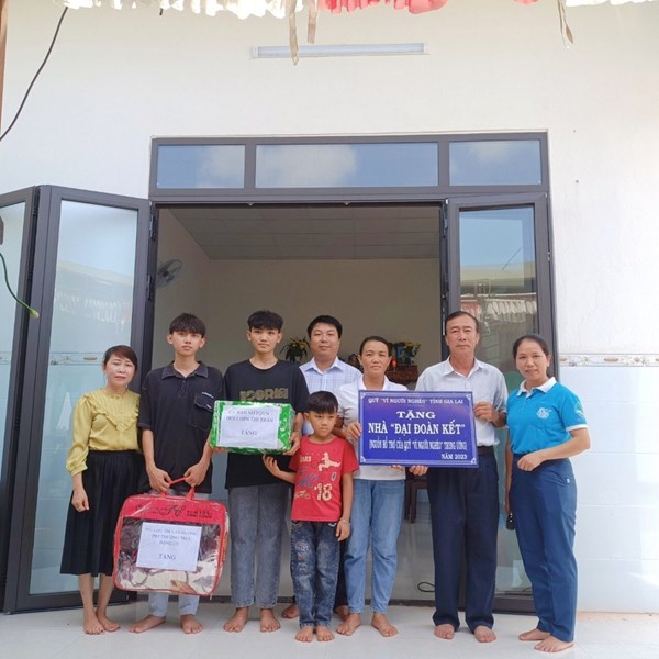 Gia Lai: MTTQ huyện Chư Prông đa dạng hình thức hỗ trợ hộ nghèo