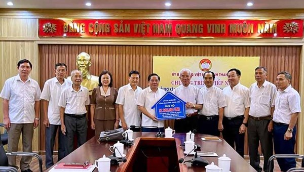 Thanh Hóa: Tiếp nhận hỗ trợ xây dựng nhà ở cho hộ nghèo, gia đình chính sách, hộ còn khó khăn về nhà ở