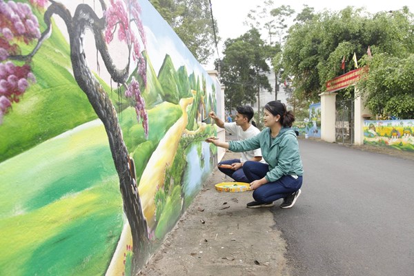 Nhiều cách làm hay giữ màu xanh môi trường