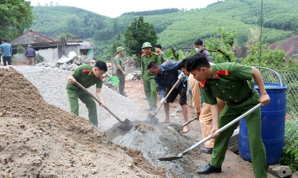 Bắc Giang: Những ngôi nhà ấm tình đoàn kết