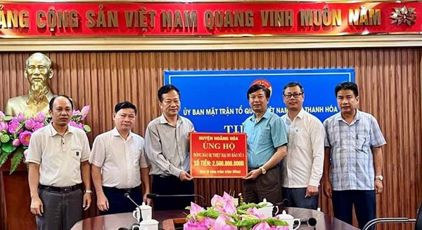 Ủy ban MTTQ tỉnh Thanh Hóa  tiếp nhận ủng hộ đồng bào bị thiệt hại do bão số 3