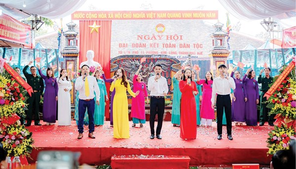 Ngày hội của ý Đảng, lòng dân