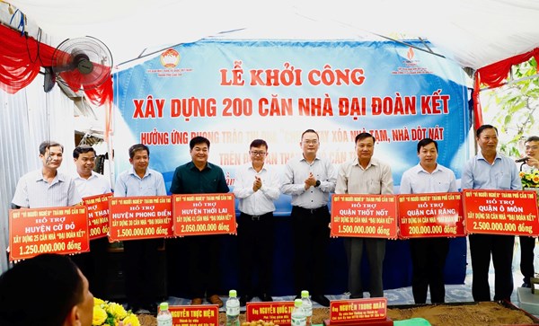 Thành phố Cần Thơ: Khởi công 200 căn nhà Đại đoàn kết