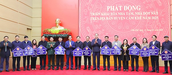 Phú Thọ: Phát động triển khai xóa nhà tạm, nhà dột nát trên địa bàn huyện Cẩm Khê năm 2025