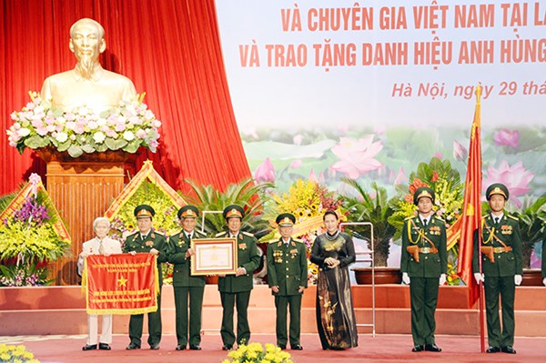 Trọng thể kỷ niệm 70 năm Ngày truyền thống Quân tình nguyện và Chuyên gia Việt Nam tại Lào