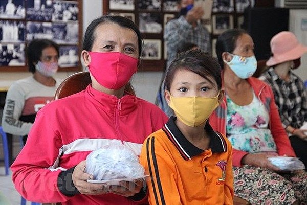 Hỗ trợ khẩn cấp người Campuchia gốc Việt gặp khó do dịch Covid-19