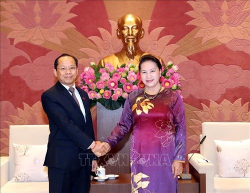 Chủ tịch Quốc hội tiếp các Đại sứ Nhật Bản, Campuchia